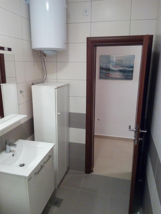 Apartment On The Beach Lokva Rogoznica Esterno foto