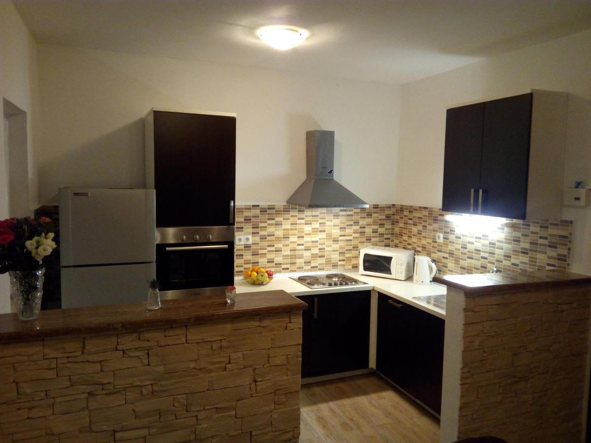 Apartment On The Beach Lokva Rogoznica Esterno foto