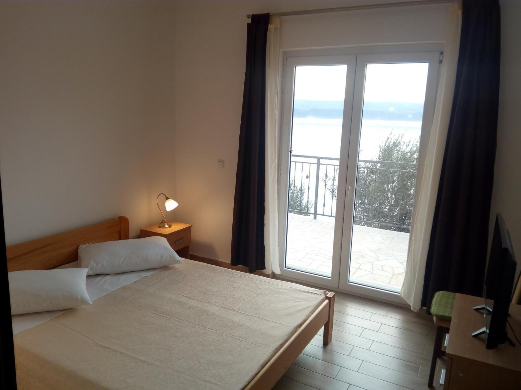 Apartment On The Beach Lokva Rogoznica Esterno foto