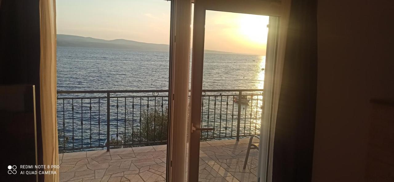 Apartment On The Beach Lokva Rogoznica Esterno foto